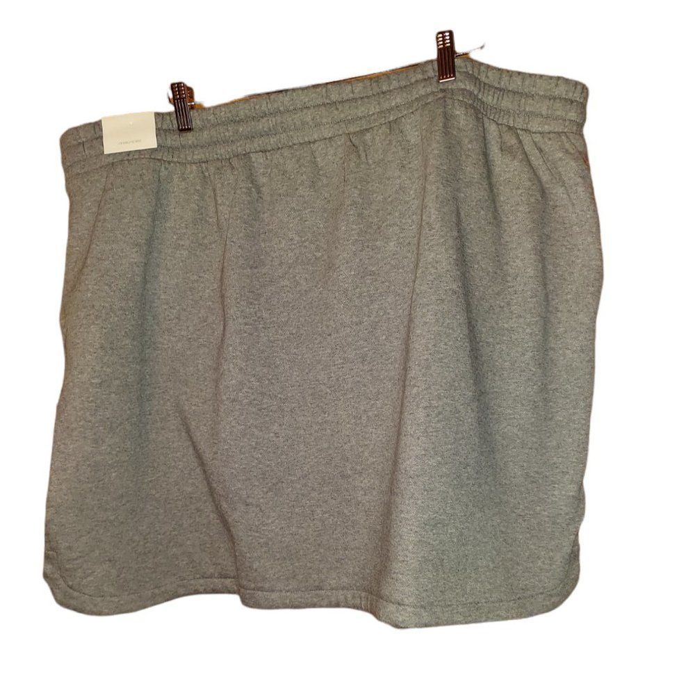 Maurices NWT Heather Gray French Terry Skirt Size 3X - Picture 2 of 3
